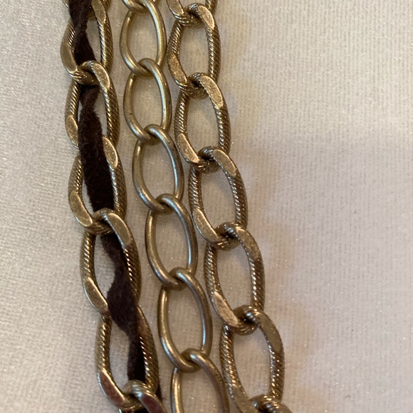 BEAUTIFUL 3 CHAIN BRUSHED GOLD NECKLACE w/ Adjustable Clasp - Picture 6 of 10